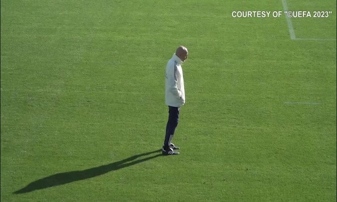 Italia, Spalletti osserva gli azzurri in allenamento
