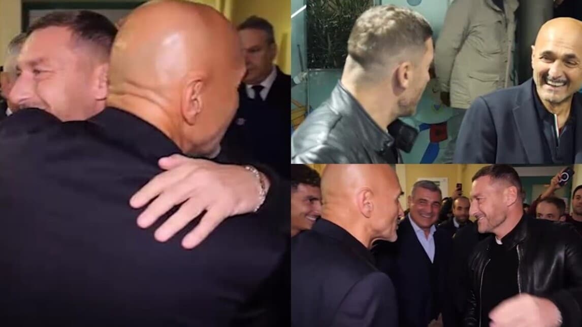 Totti e Spalletti, l'abbraccio al “Bambino Gesù”: tutte le foto