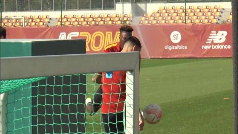 Roma: Abraham si allena, ma il rientro in campo è lontano