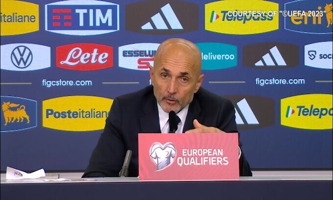Spalletti: "Raspadori? Deve ringraziarmi se l'ho fatto rigiocare"