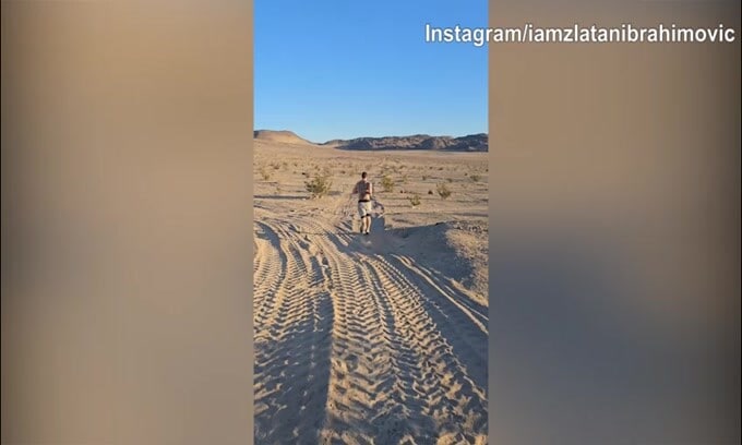 Ibrahimovic sui social: "Prima corsa nel deserto"