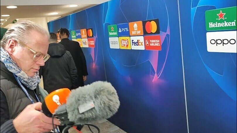 Milan, la delusione di Leao mentre lascia lo stadio