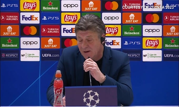 Mazzarri: "Non esiste un problema Meret"