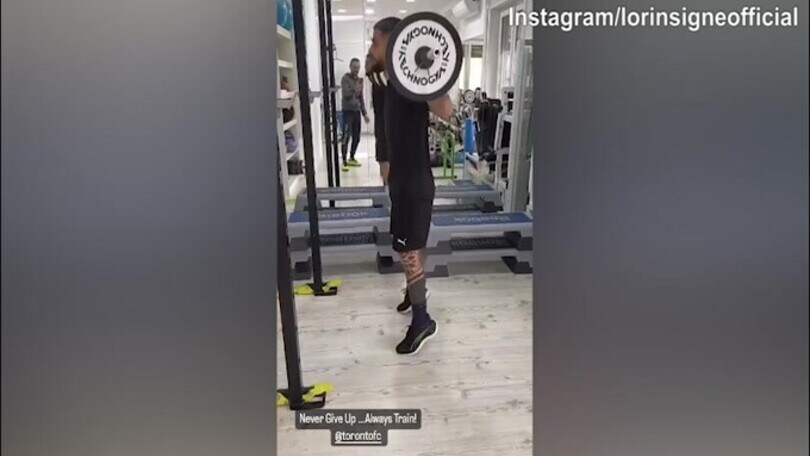 Lavoro in palestra per Lorenzo Insigne
