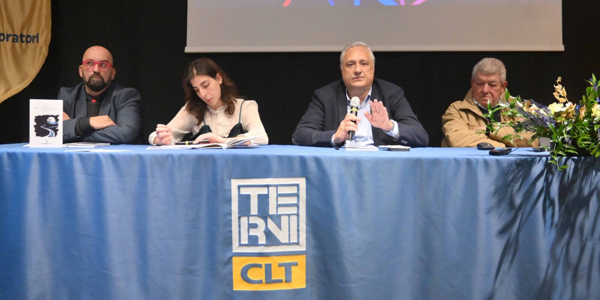 "Tra la strada e la luna": presentato il libro di Stefano Lupi: storie di campioni dello sport ternano
