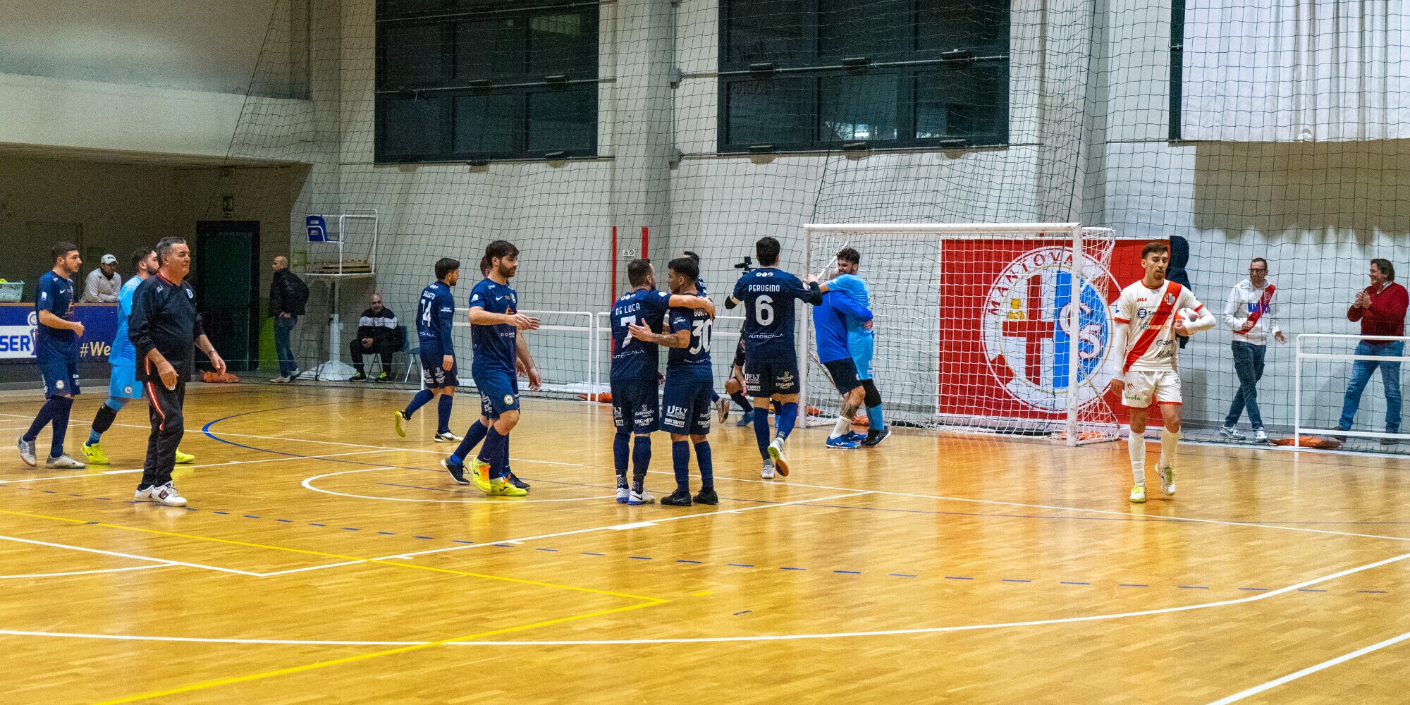 Napoli Futsal e Italservice Pesaro tornano al successo in trasferta