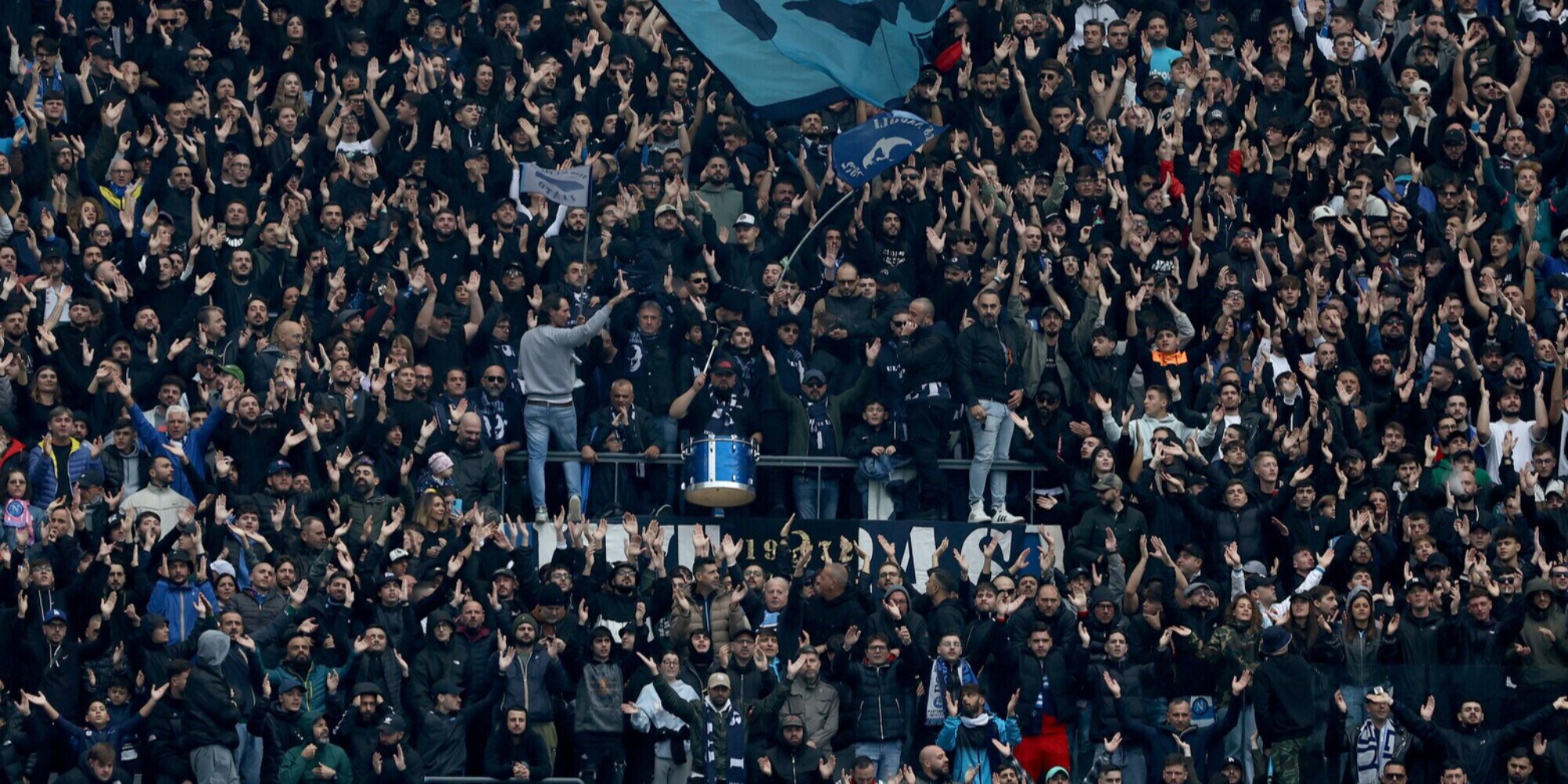 Striscioni contro i napoletani a Milano prima della sfida con l'Inter