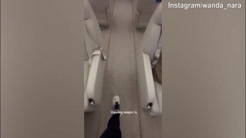Wanda Nara torna ad Istanbul: che lusso il suo aereo!
