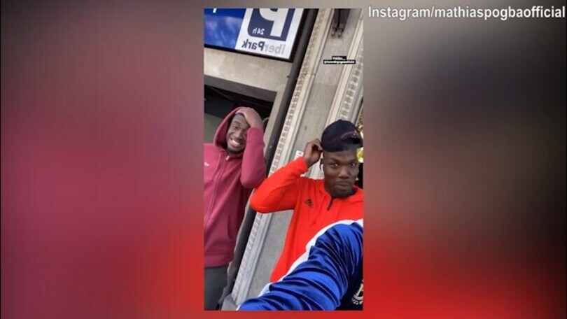 Sorrisi per i fratelli Mathias e Florentin Pogba