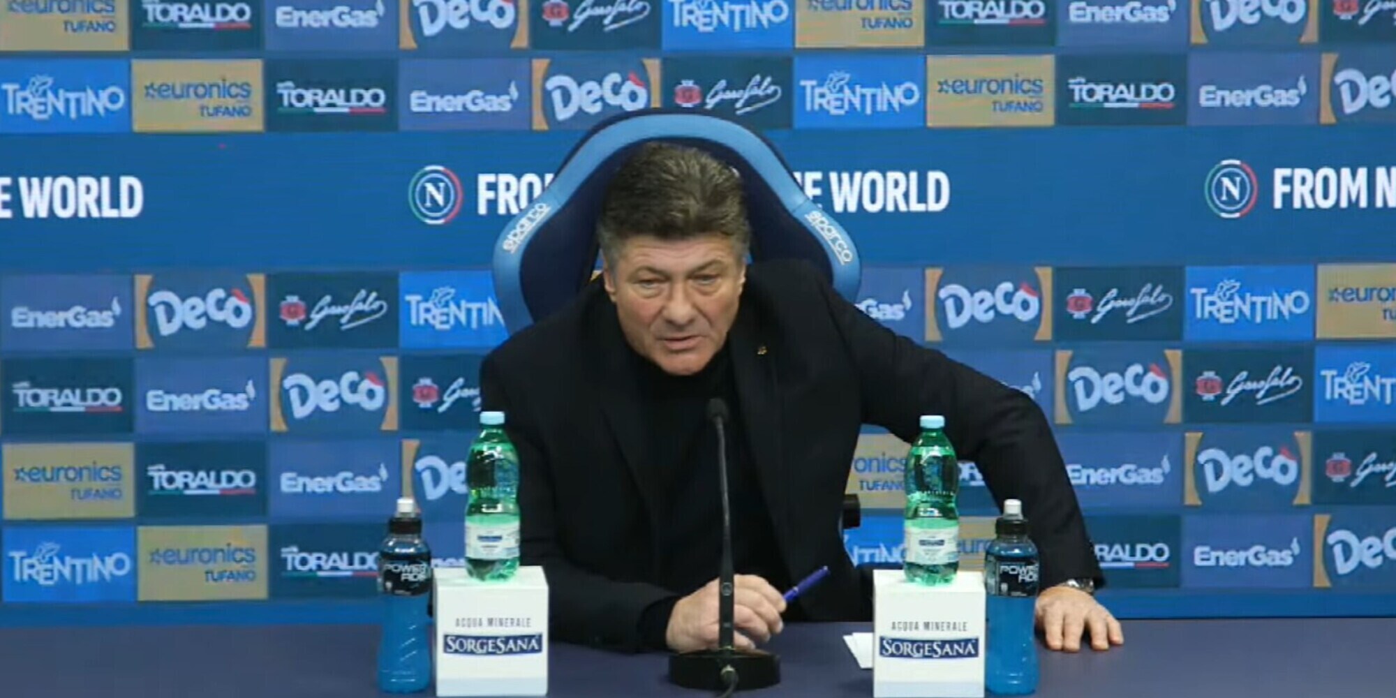Napoli, Mazzarri: "Massa? Sono nuovo, non parlo più di arbitri"