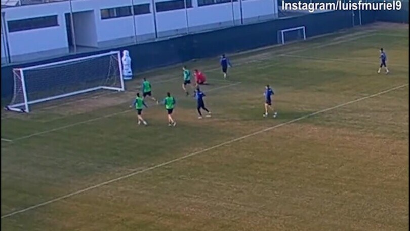 Incredibile Muriel: in allenamento segna ancora di...tacco