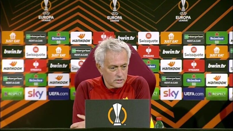 Mourinho: "Dobbiamo vincere per i tifosi"