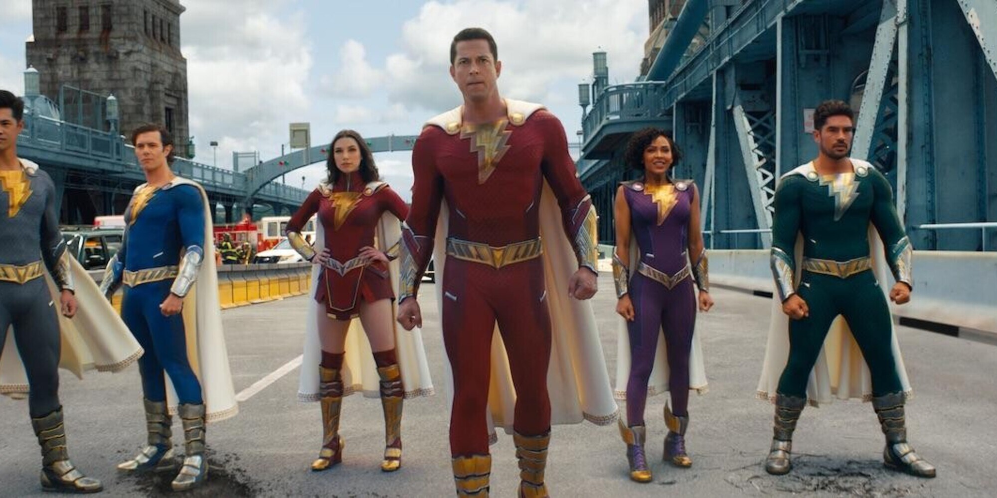 Torna con una nuova avventura il teenager supereroe Billy Batson, alias Shazam