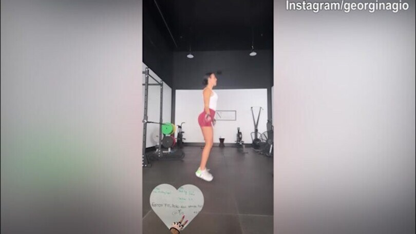 Allenamenti in palestra per Georgina Rodriguez