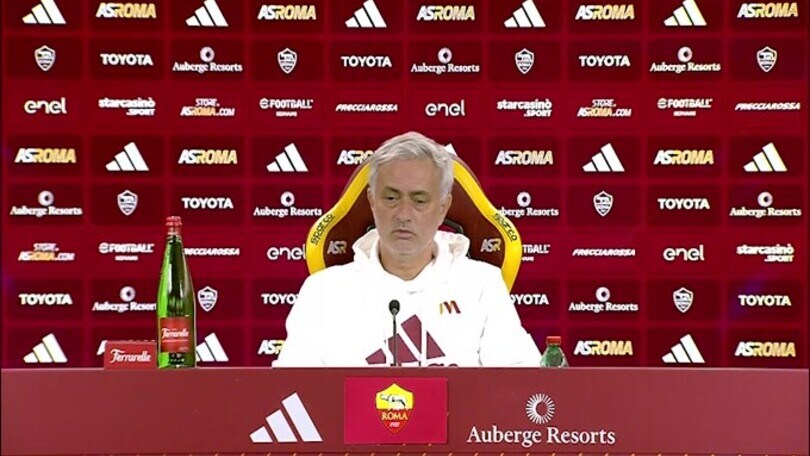 Mourinho avvisa: "Il Napoli è il Napoli"