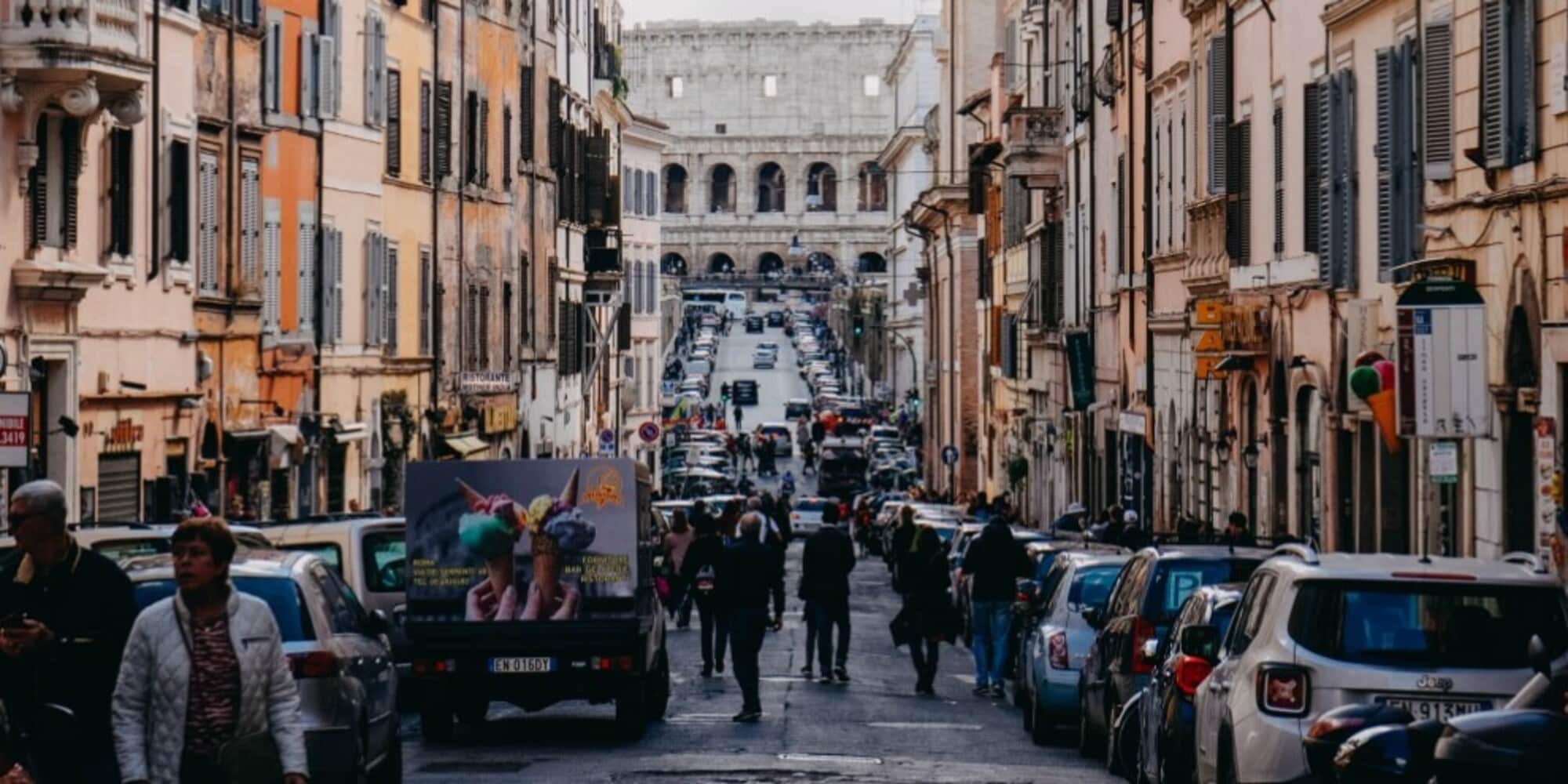 Roma, allarme inquinamento: stop auto dal 22 al 23 dicembre