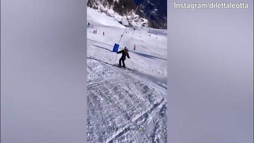 Nuova giornata sugli sci per Diletta Leotta