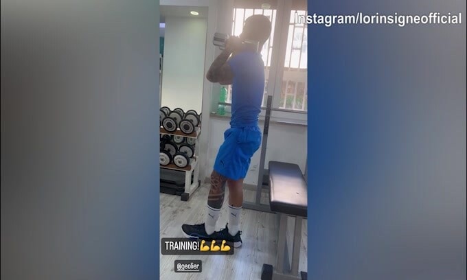 Insigne non si ferma, nuovo allenamento: "Mai mollare"