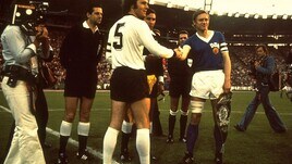 Beckenbauer, morto il leggendario difensore tedesco