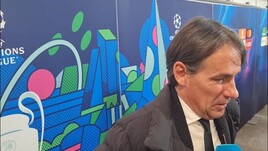 Inzaghi-Simeone, abbraccio in mix zone