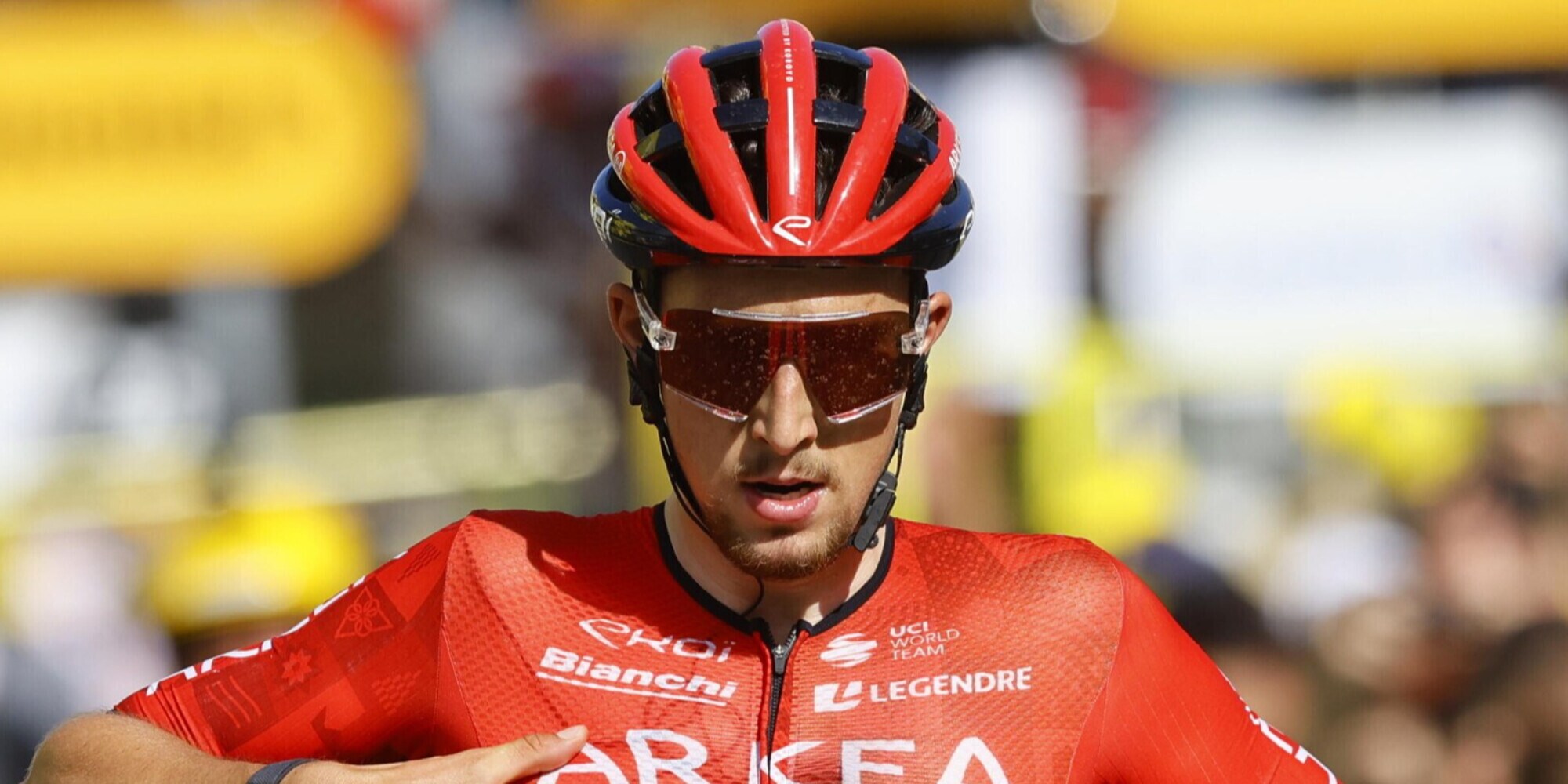 Tour de France, seconda tappa: vince Vauquelin, Pogacar in maglia gialla