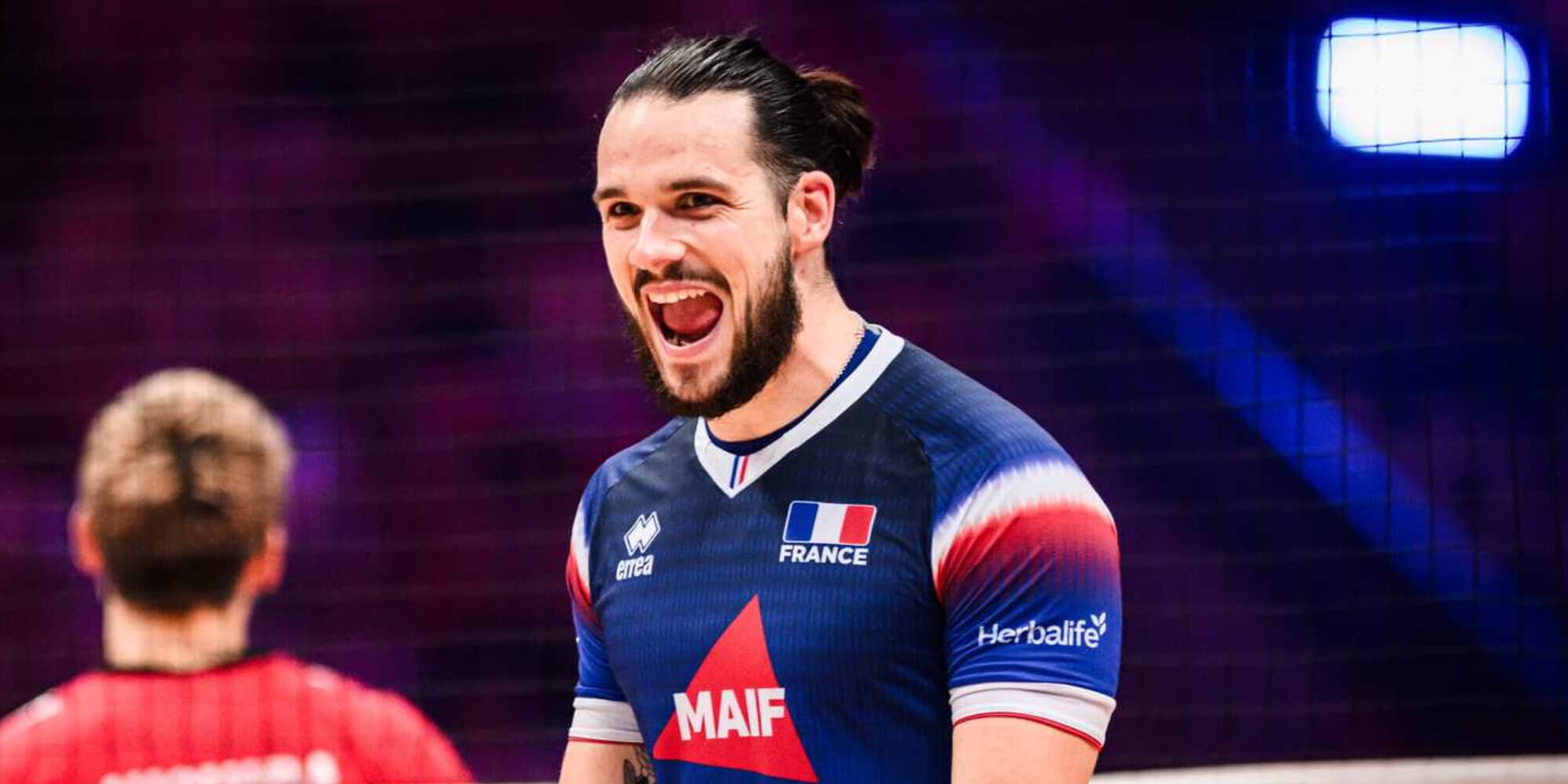 La VNL la alza la Francia