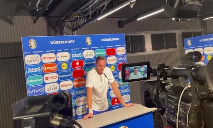 Rabiot glissa sul rinnovo con la Juve: “Ora penso solo alla Francia”