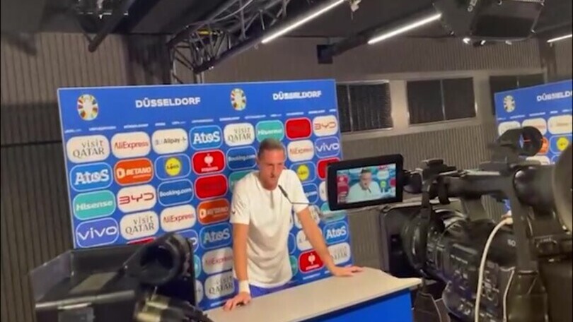 Rabiot glissa sul rinnovo con la Juve: “Ora penso solo alla Francia”