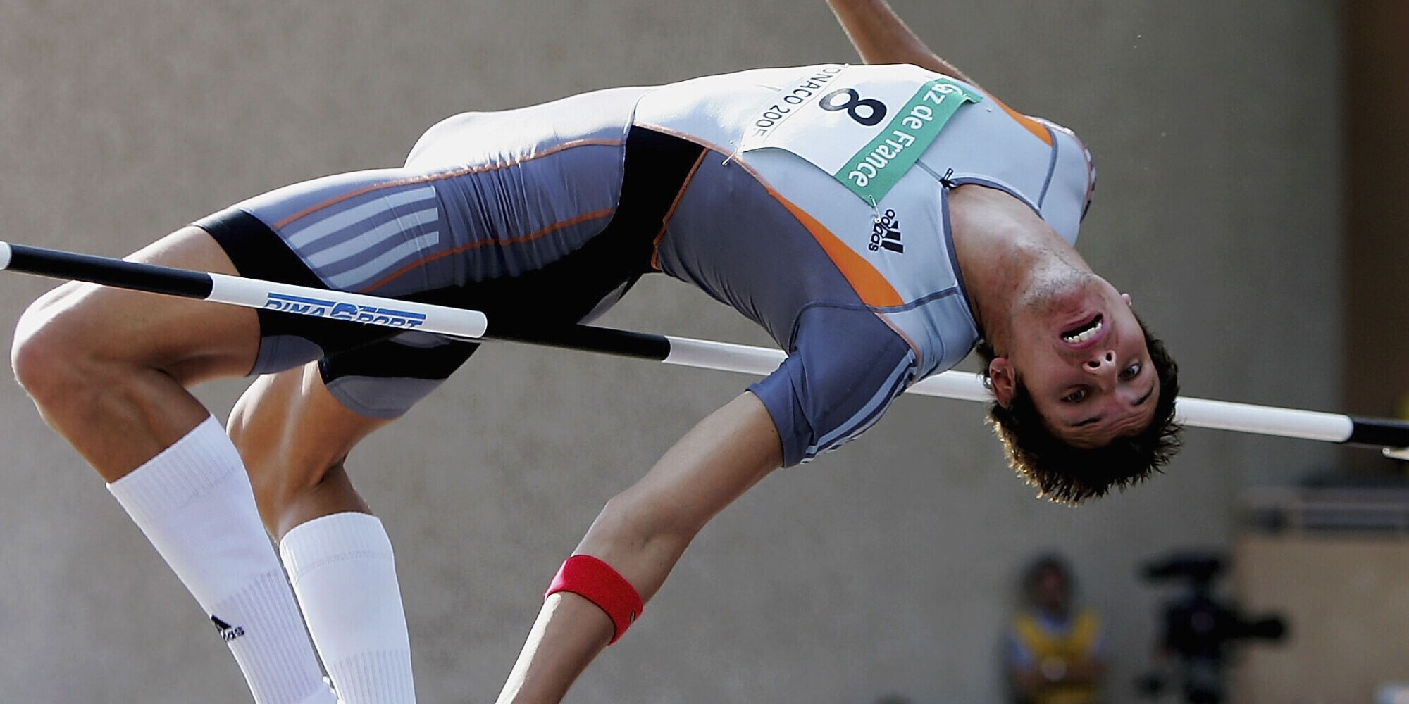 Atletica, ex campione del salto in alto ritrovato morto: la ricostruzione