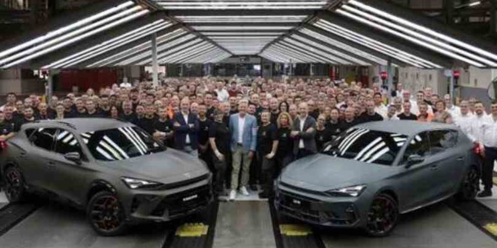 Avviata a Martorell la produzione delle nuove Cupra Formentor e Cupra Leon