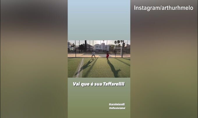 Arthur e la moglie sfidano Claudio Taffarel e la sua compagna