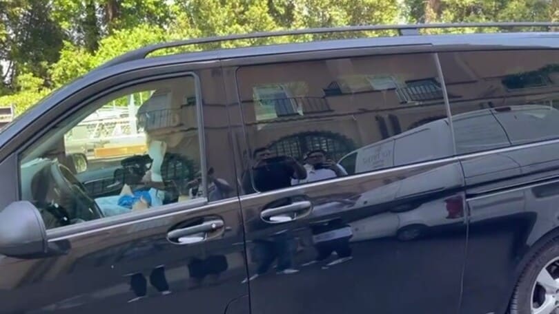 Rafa Marin arriva a Villa Stuart per le visite mediche con il Napoli
