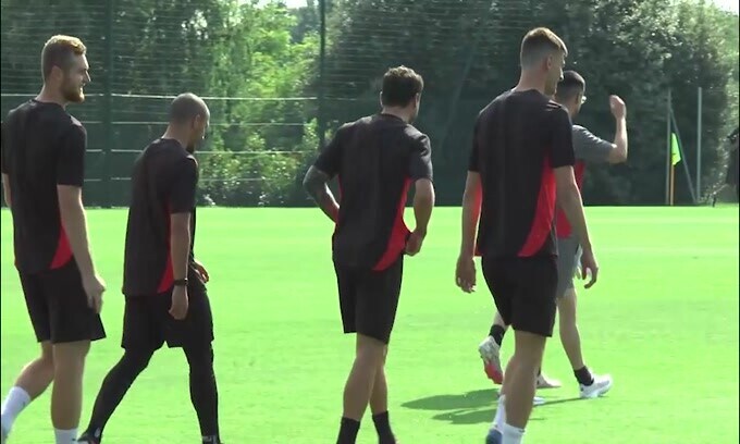 Milan, primo allenamento stagionale: Fonseca spiega, Ibra osserva