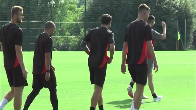 Milan, primo allenamento stagionale: Fonseca spiega, Ibra osserva