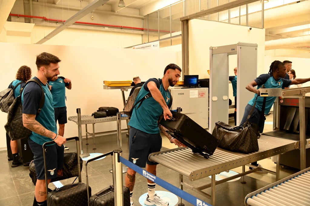 Lazio, inizia il ritiro di Auronzo. Juve: Huijsen in uscita
