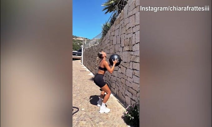 Giornata di duro lavoro in palestra per Chiara Frattesi