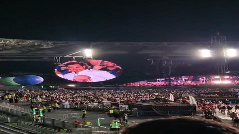 I Coldplay incantano Roma: sugli spalti anche Federer