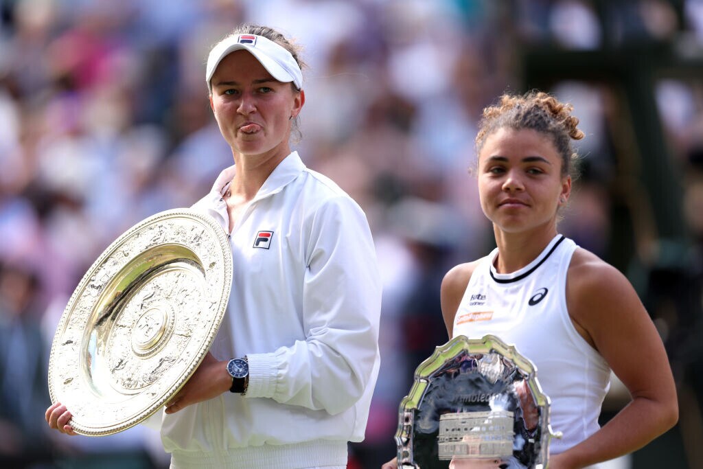 Wimbledon, Paolini sconfitta in finale. Lecce: Joan Gonzalez non supera le visite mediche