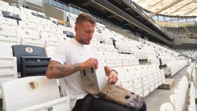 Immobile, la presentazione del Besiktas in musica è tutta da ridere