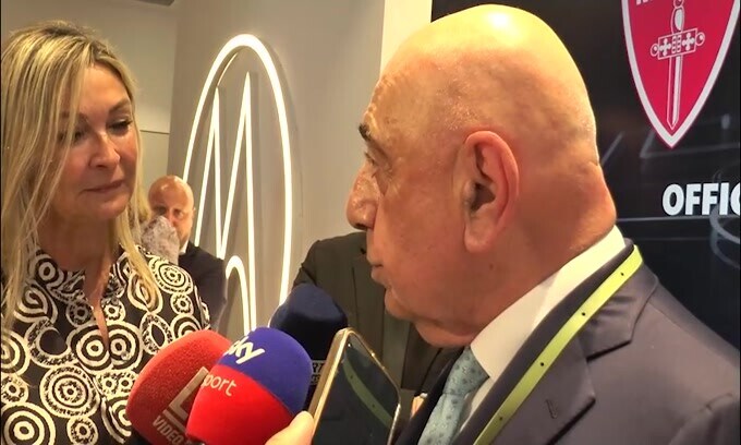 Galliani: "Szczesny al Monza? Sognare non costa nulla"