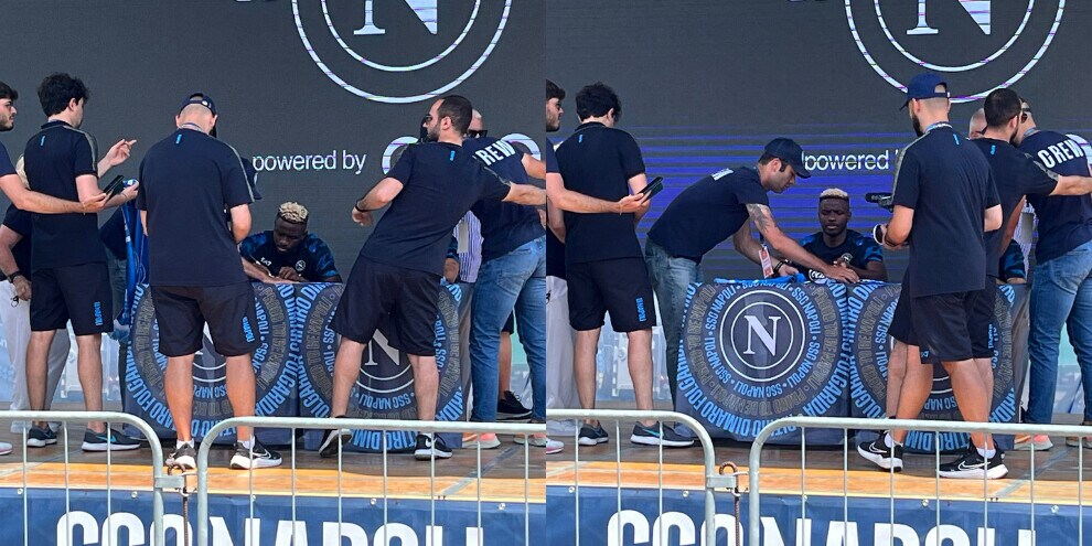 Osimhen a sorpresa sul palco di Dimaro: autografi e foto con i tifosi