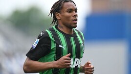 Lazio, offerta al Sassuolo per Laurienté. I Friedkin rinunciano all'acquisto dell'Everton