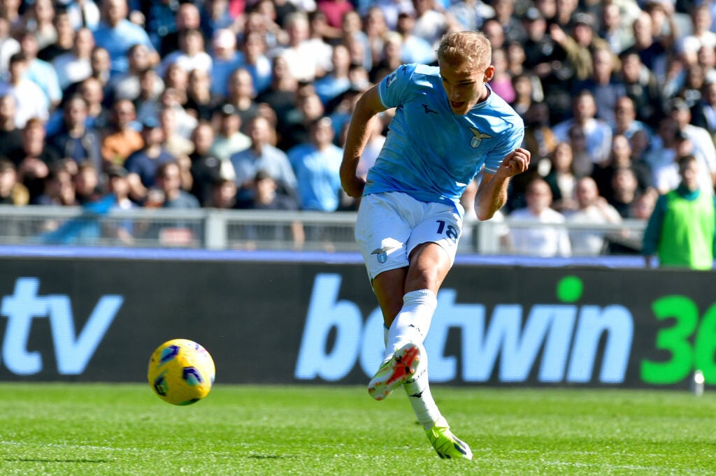 Lazio, possibile cessione di Isaken. Il Napoli in campo contro il Mantova