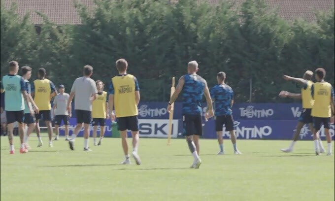 Napoli: prove e schemi di gioco nell'ultimo giorno di ritiro a Dimaro