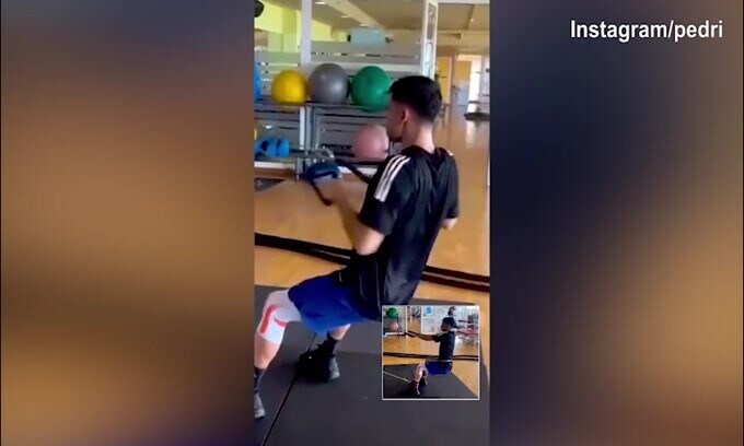 Pedri, altro giorno in palestra per il campione d'Europa