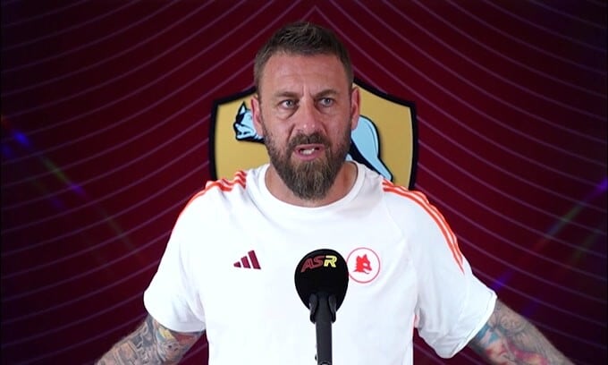 De Rossi: "Dybala 'falso nueve' può essere soluzione"