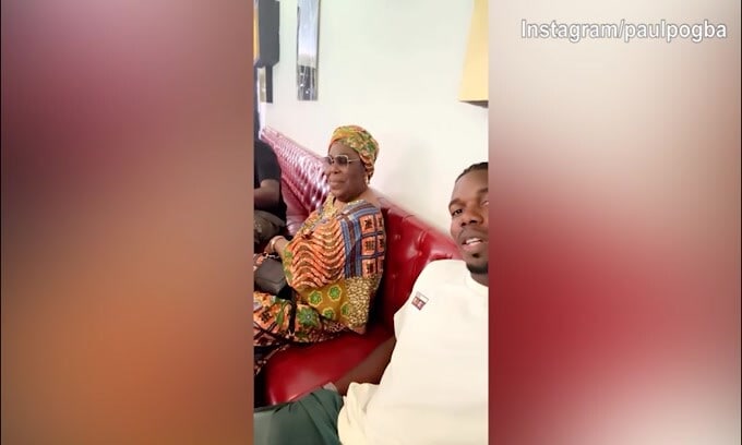 Paul Pogba torna a casa e ritrova il sorriso