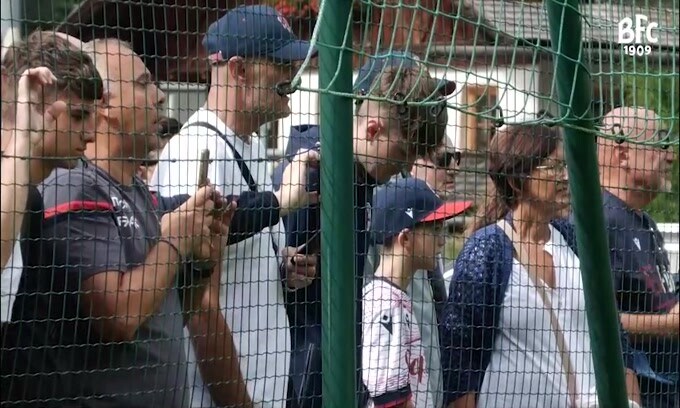 Bologna, minuto di silenzio per l'anniversario della strage