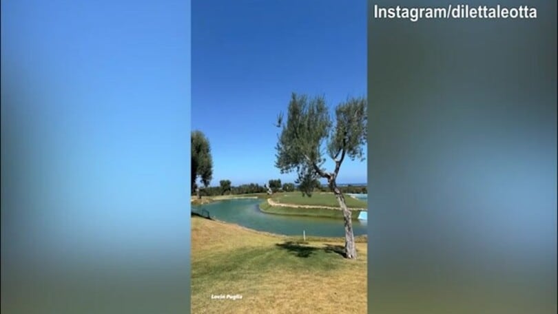 Diletta Leotta in Puglia: relax prima dell'inizio della Serie A