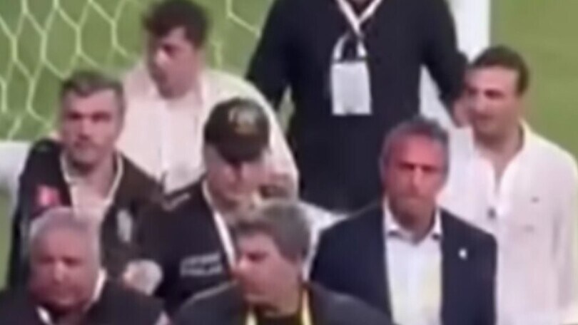 Gotzepe-Fenerbahce, caos allo stadio: aggredito il presidente